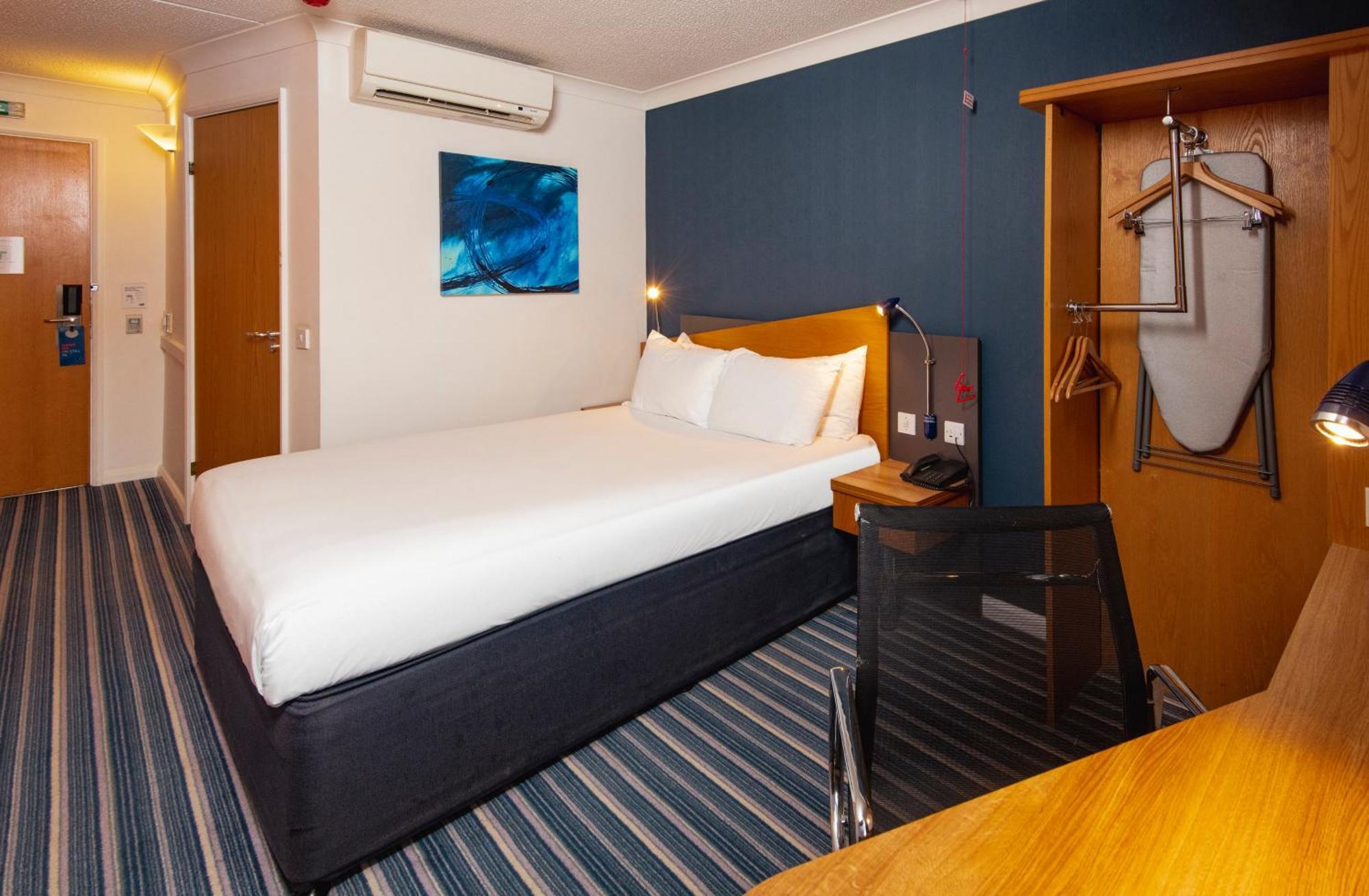 Holiday Inn Express Birmingham - Snow Hill By Ihg Habitación foto